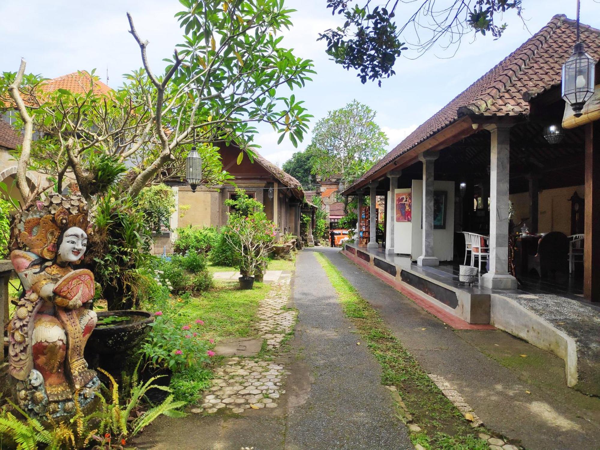 Oka Kartini Ubud Εξωτερικό φωτογραφία